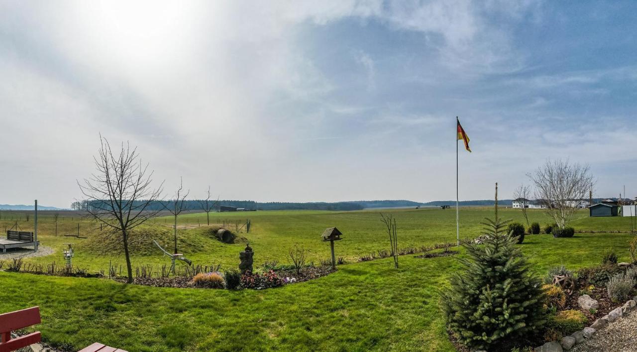 Ruhige Ferienwohnung Mit Panoramablick Ingoldingen Экстерьер фото