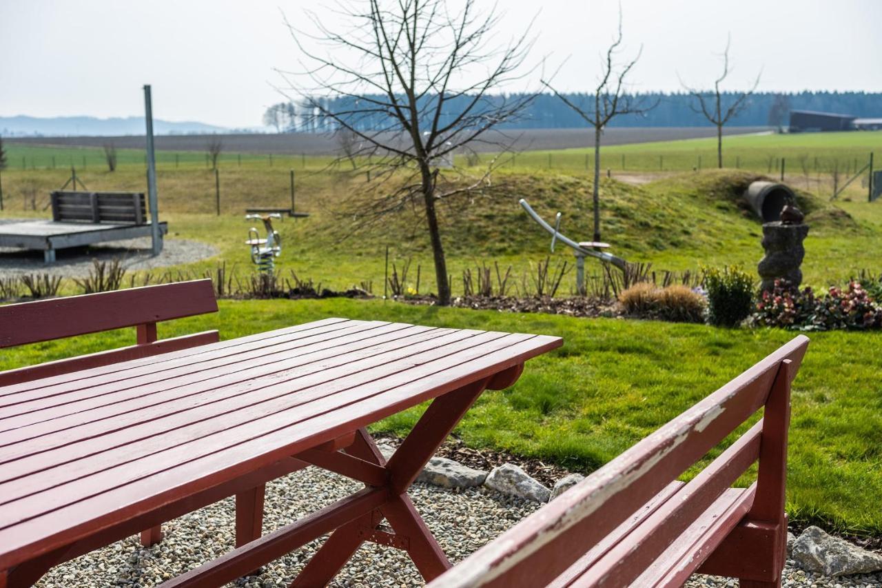 Ruhige Ferienwohnung Mit Panoramablick Ingoldingen Экстерьер фото